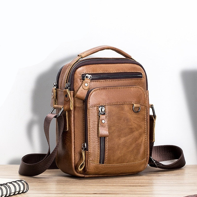Bolsa Masculina Pequena Couro Genuíno